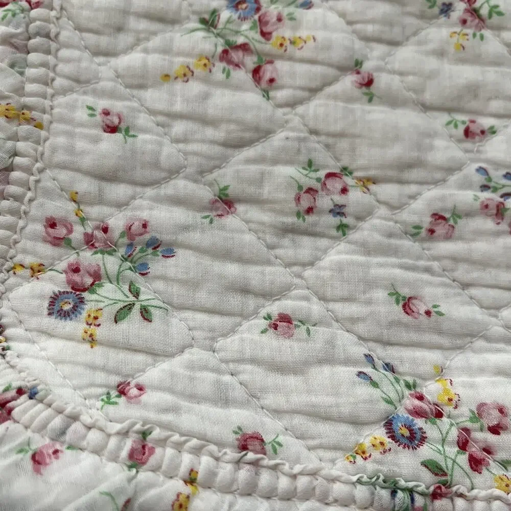 Unbranded this floral
